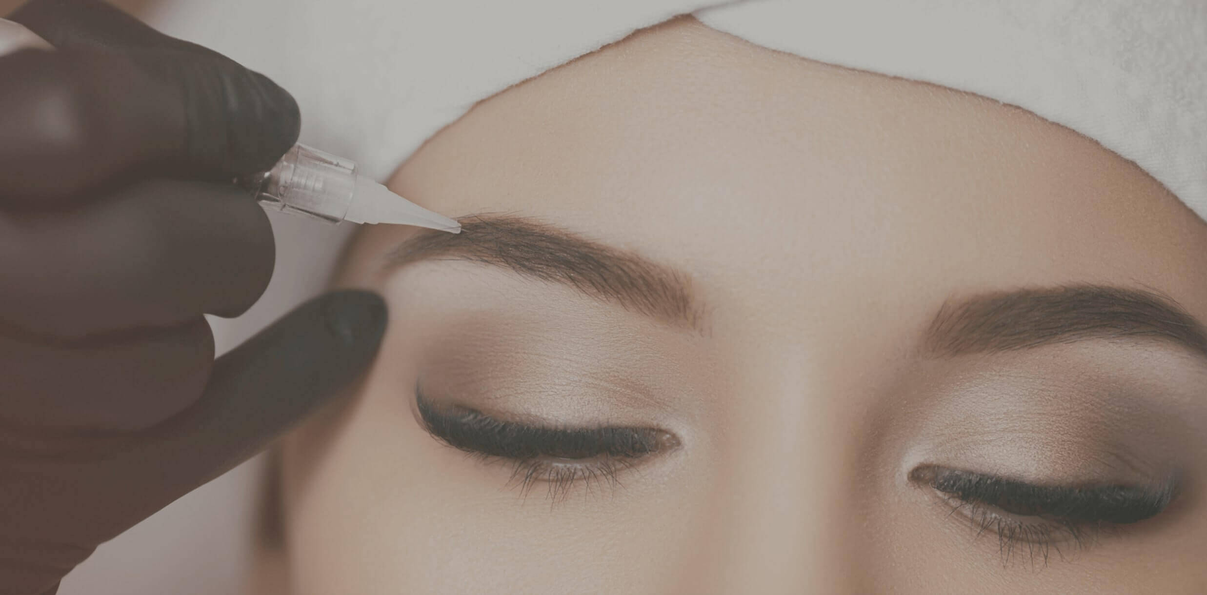 Permanent make up powder brows course